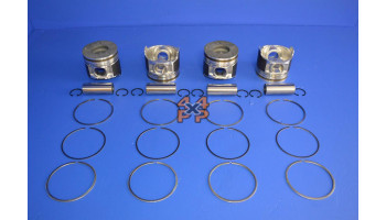 JEU DE PISTONS (4) STD. AVEC SEGMENTS  pour  MITSUBISHI  PAJERO  V78 - 3.2did 2/2000-8/2006 long 