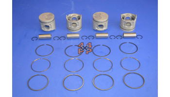 JEU DE PISTONS (4) STD. AVEC SEGMENTS  pour  MAZDA  PICKUP  B2500 - 2.5TD 2/1999-2006 (12 soupapes) 