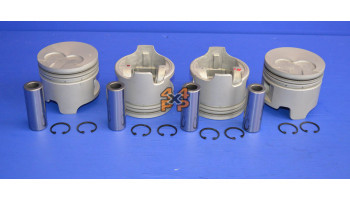 JEU DE PISTONS-STD SANS SEGMENTS (4)  pour  TOYOTA  HILUX PICKUP  LN170 - 2.4TD 2 portes 11/1997-8/2001 