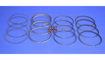 JEU DE SEGMENTS-STD POUR 4 PISTONS  pour  MITSUBISHI  PAJERO  V26 - 2.8TD 6/1994-2/2000 court 